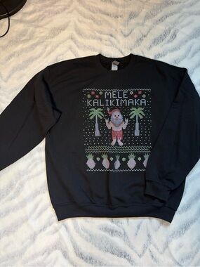 Black 'Mele Kalikimaka' Graphic Crewneck Sweater